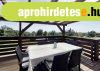 Fel�j�tott, gazdagon felszerelt, BALATONI PANOR�M�S CSAL�DI 