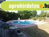 Cserszegtomajon r�szpanor�m�s medenc�s csal�di h�z elad�