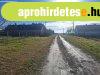 Elad� �p�t�si telek Szakcson! Csendes utc�ban!