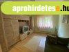Szolnokon a Th�k�ly �ton 2 szob�s csal�di h�z 3 db  gar�zzsa